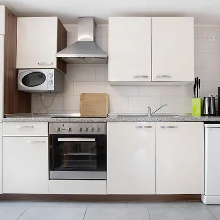 Bei Ruegen Holiday home