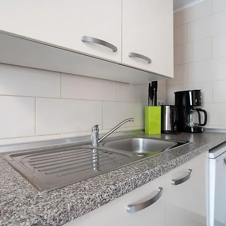 Bei Ruegen * Sundhagen-Niederhof